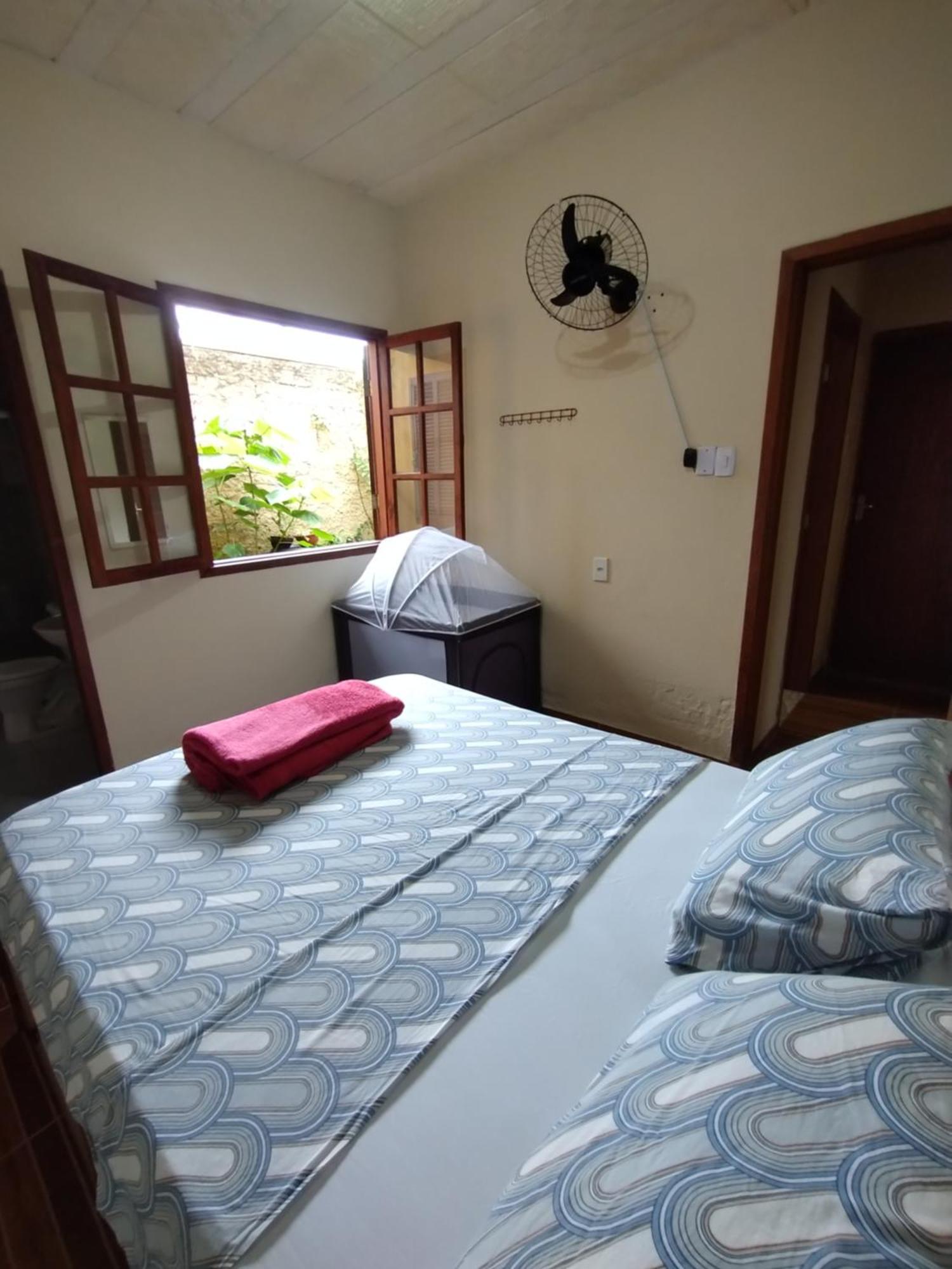 Casa Amarela Da Prainha De Mambucaba - 6 Pessoas Holiday home