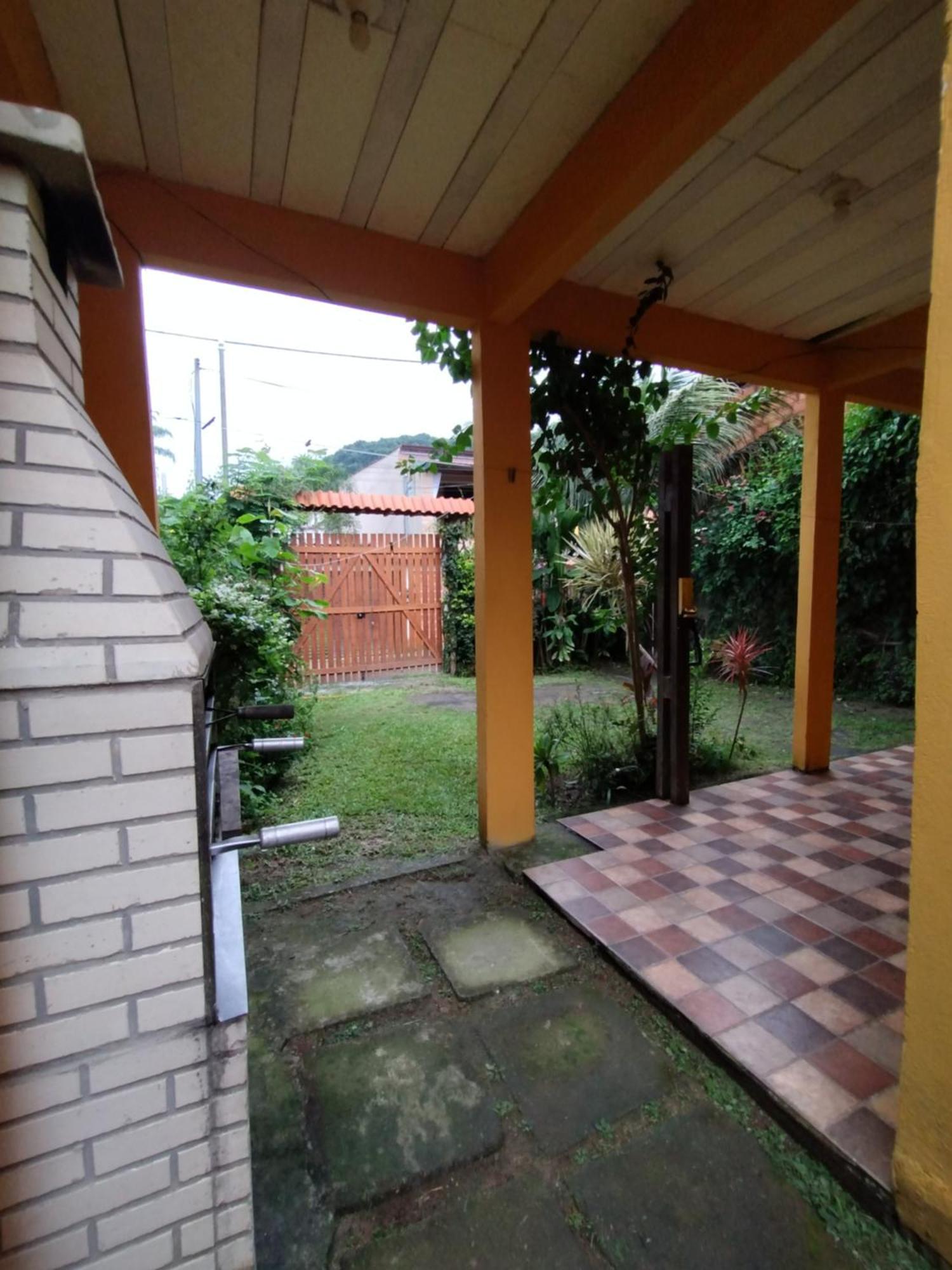 Casa Amarela Da Prainha De Mambucaba - 6 Pessoas Holiday home *