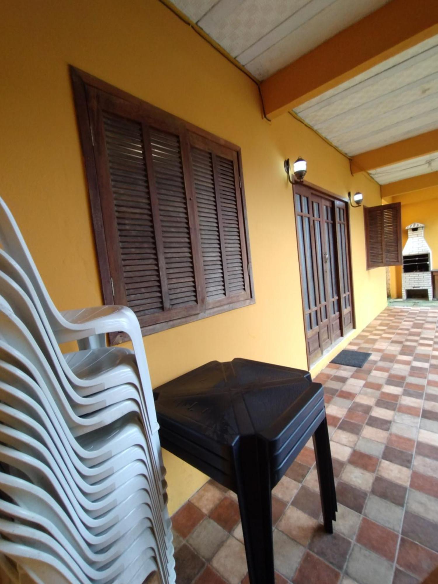 Holiday home Casa Amarela Da Prainha De Mambucaba - 6 Pessoas *