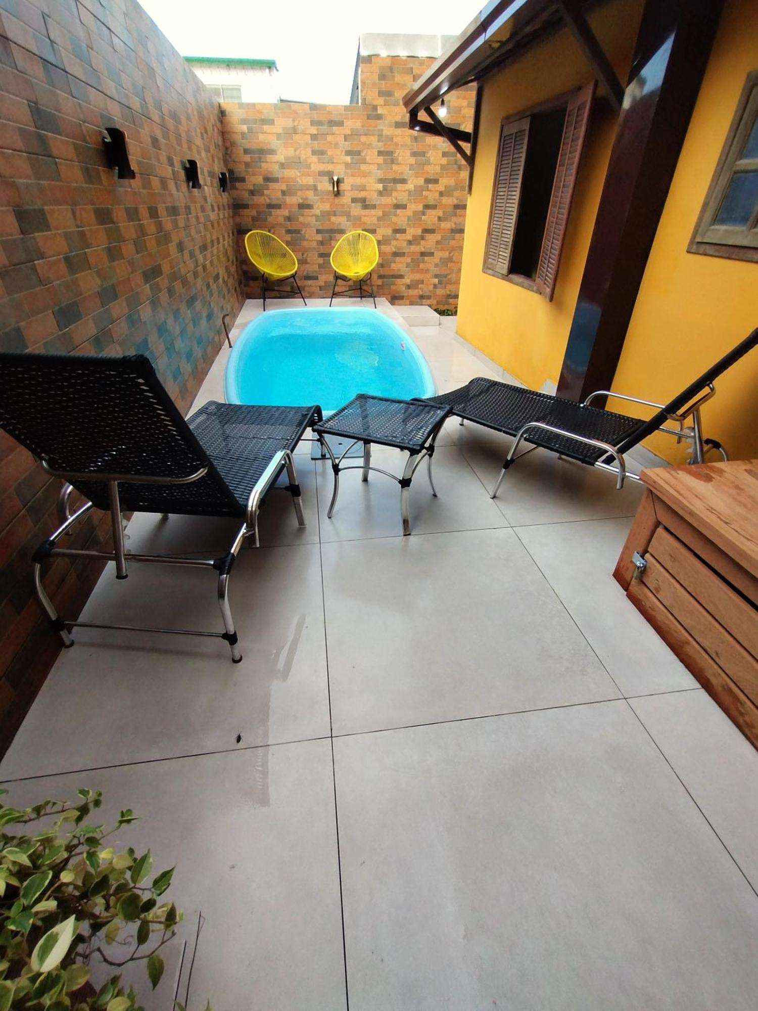 Casa Amarela Da Prainha De Mambucaba - 6 Pessoas Holiday home *