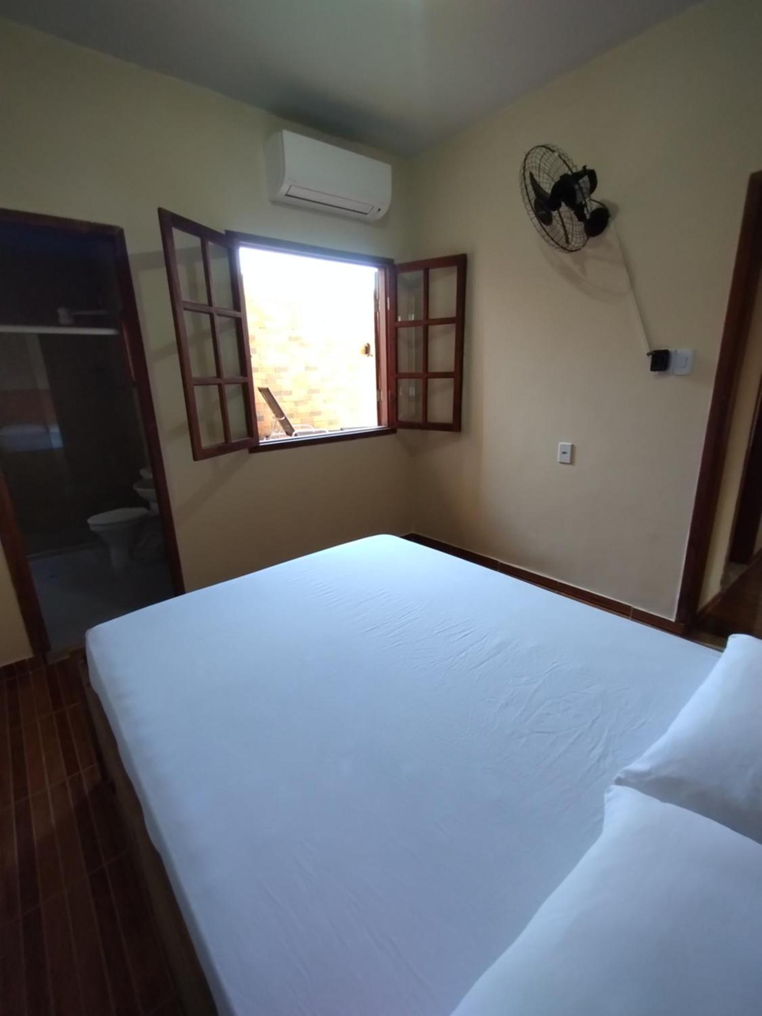 Casa Amarela Da Prainha De Mambucaba - 6 Pessoas Holiday home